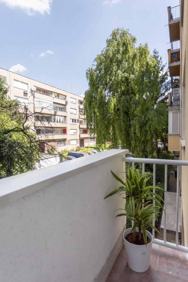 2Bdr Apartment With Balcony Near Maksimir Zagreb Exterior foto